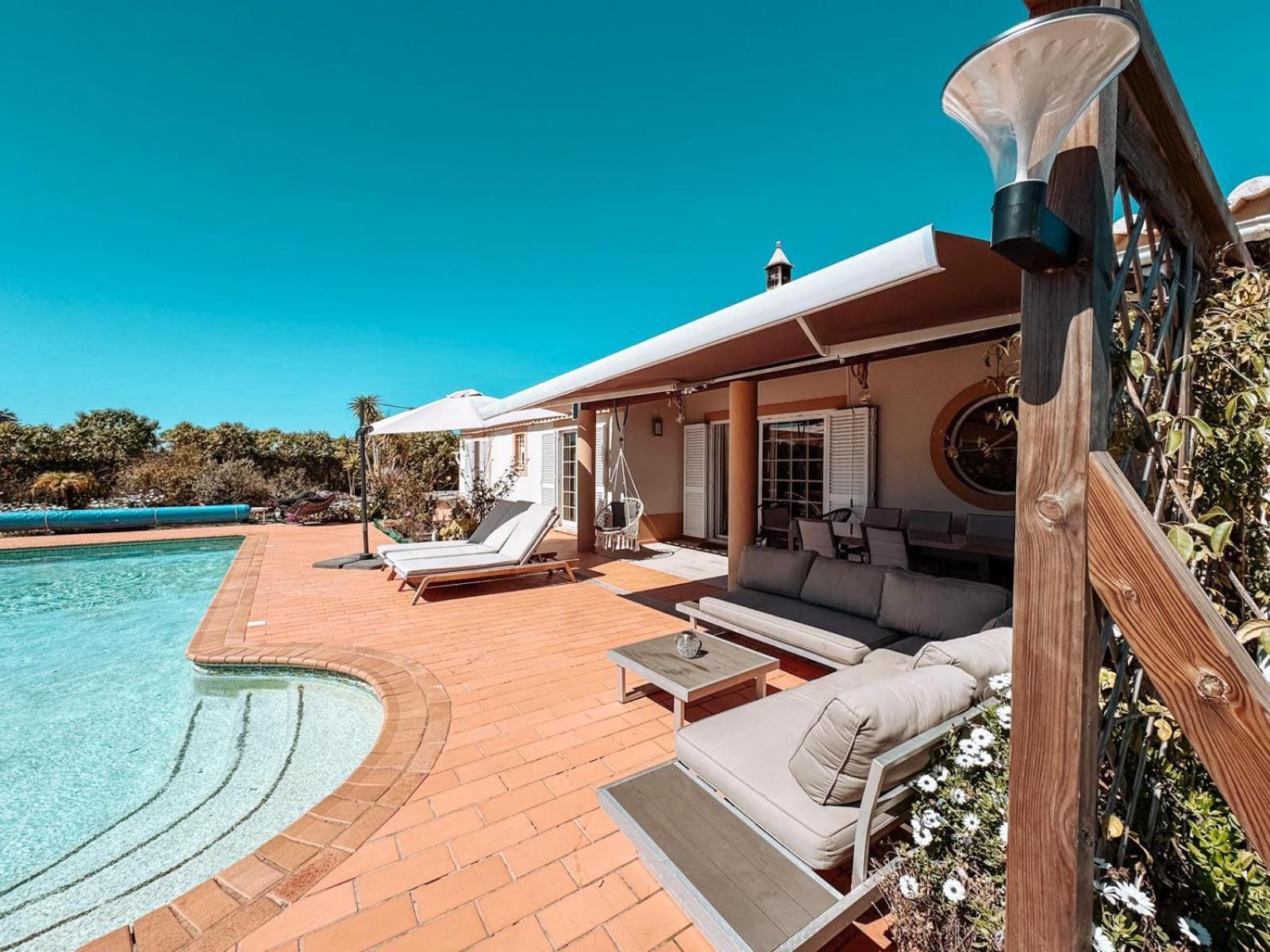 Villa Rubix Luz Esterno foto